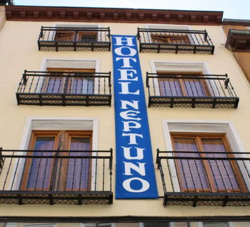Eden Paraiso Neptuno Madrid Exterior foto
